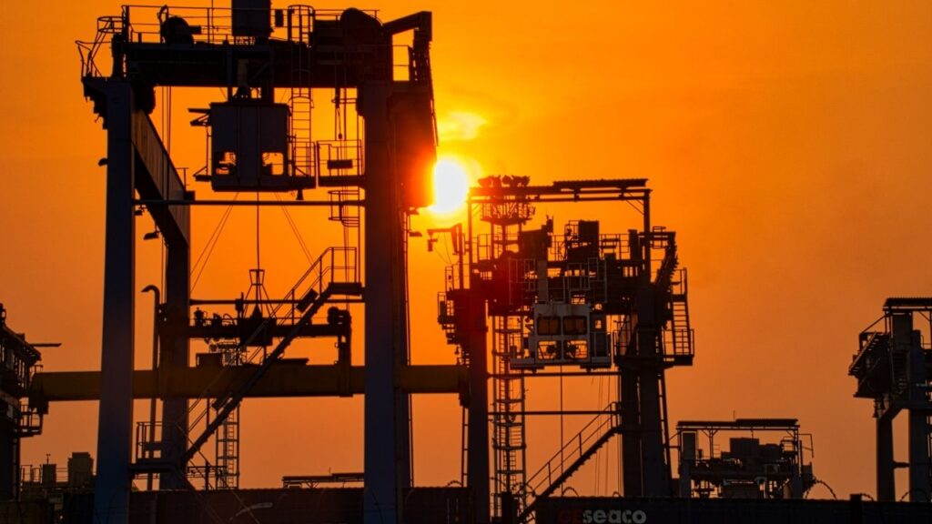 Recupero de borra de aceite – Terminal 6